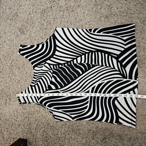 Travelers By Chico's Zebra Animal Print Scoop Neck Tank Top Blouse Stretchy 3/XL - Picture 12 of 12